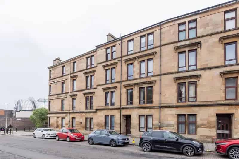 1 Bedroom Flat for Sale in Kelvingrove Glasgow