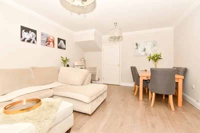 3 Bedroom Townhouse for Sale Near Schools and Transport
