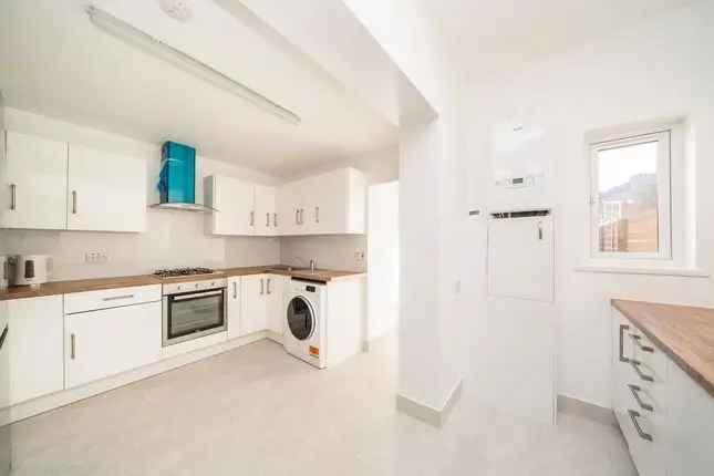 Four Bedroom House Peckham  Near Peckham Rye Station