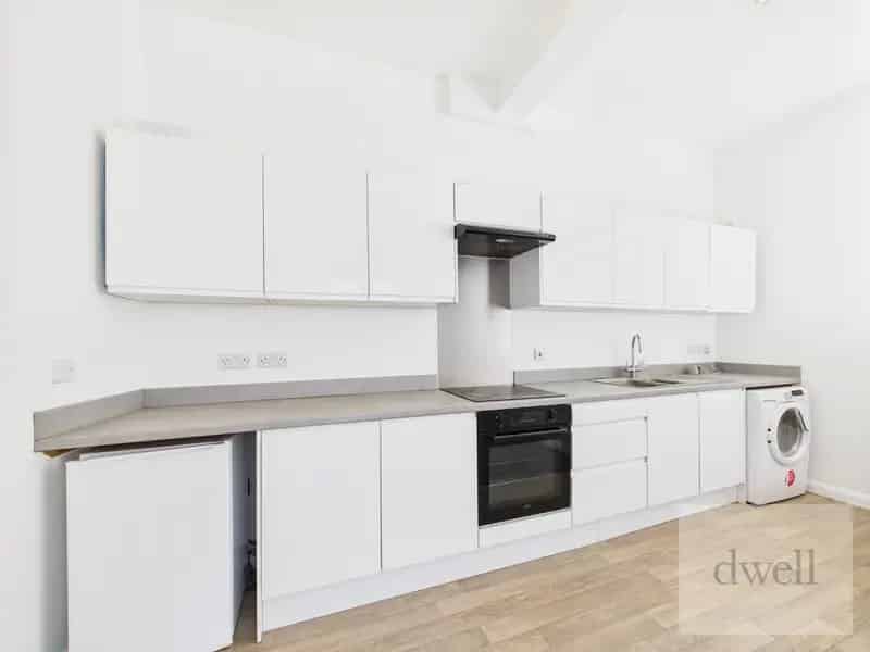 2 Bedroom Duplex Apartment to Rent