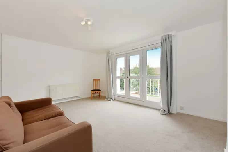 3 Bedroom Maisonette House to Rent Near Victoria Park