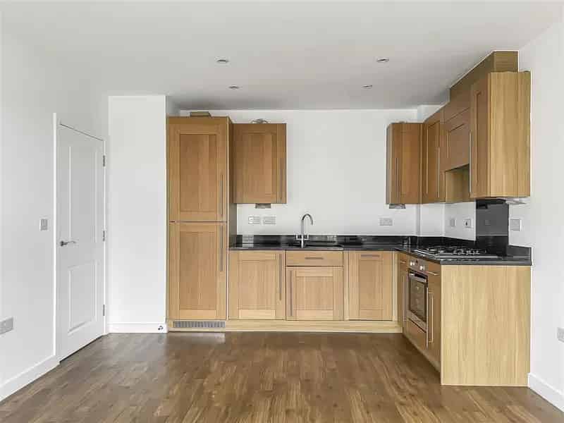 2 Bedroom Flat House to Rent
