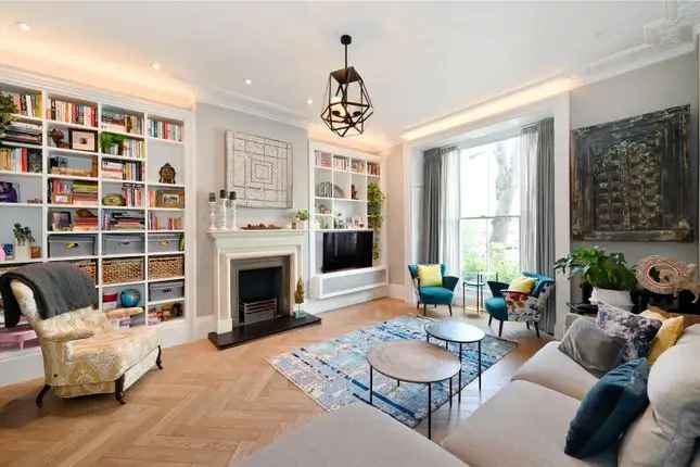 3-Bedroom Duplex Apartment Notting Hill W2