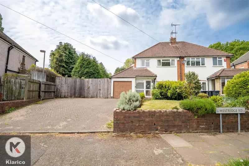 3 Bedroom Semi Detached House For Sale