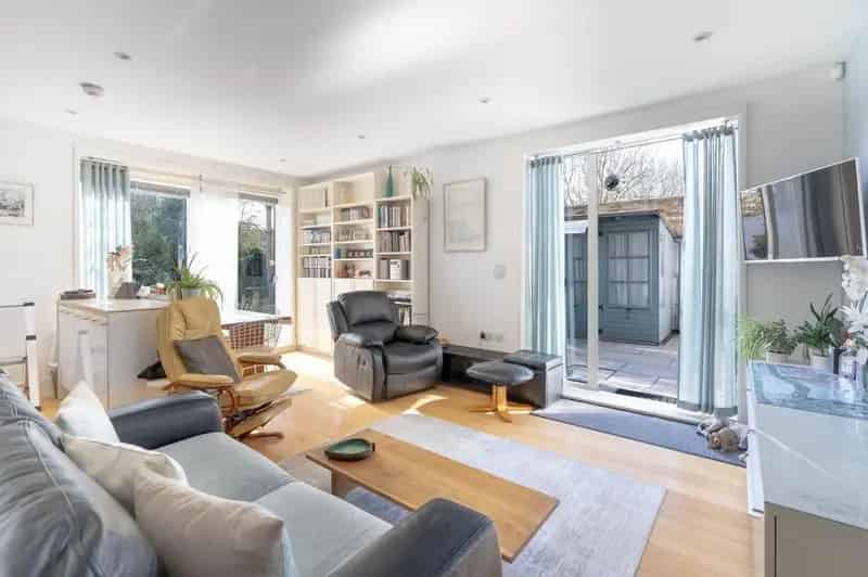 1 Bedroom Flat for Sale