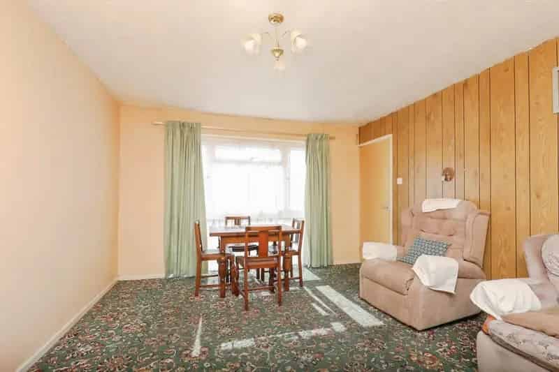 Semi Detached Bungalow with Garage and Garden East Tuddenham