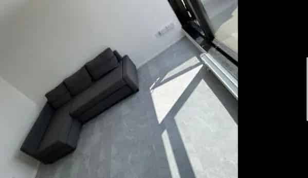 Studio Flat with Separate Kitchen and Large Balcony