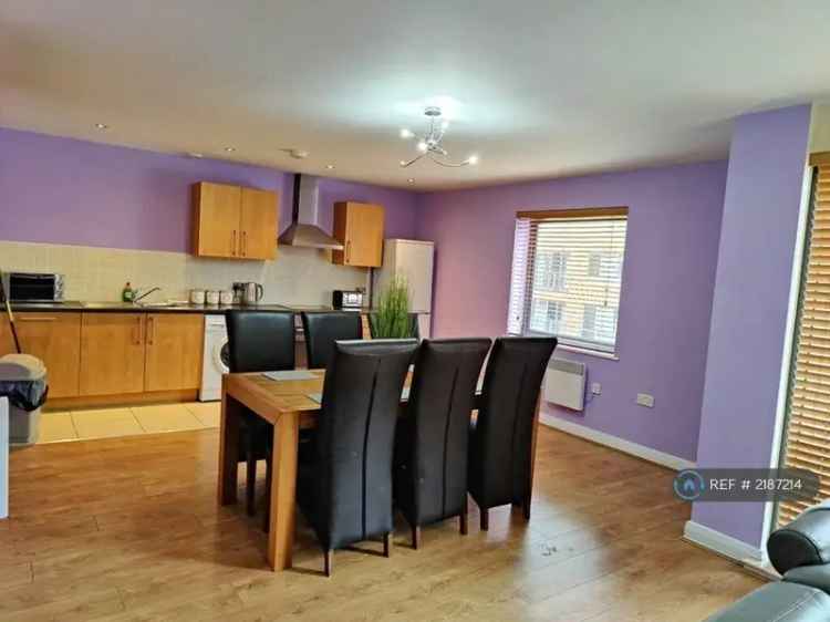 2 bedroom flat to rent