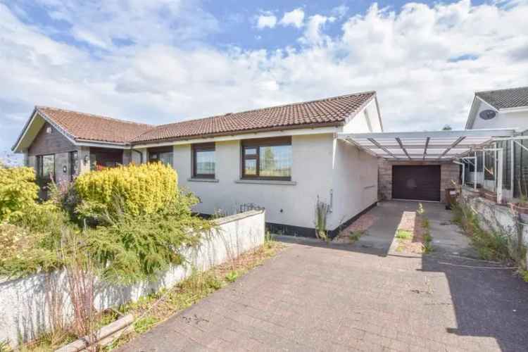 4 bedroom detached bungalow for sale