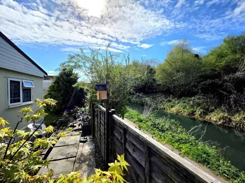 2 Bedroom Park Home for Sale