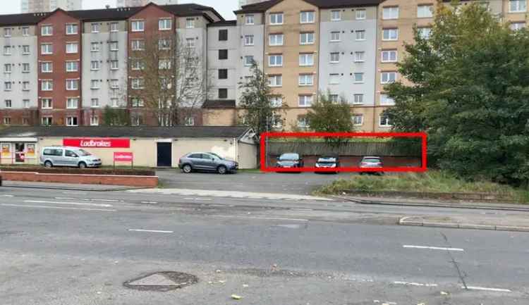 Modern Retail Unit To Let - Shell Specification