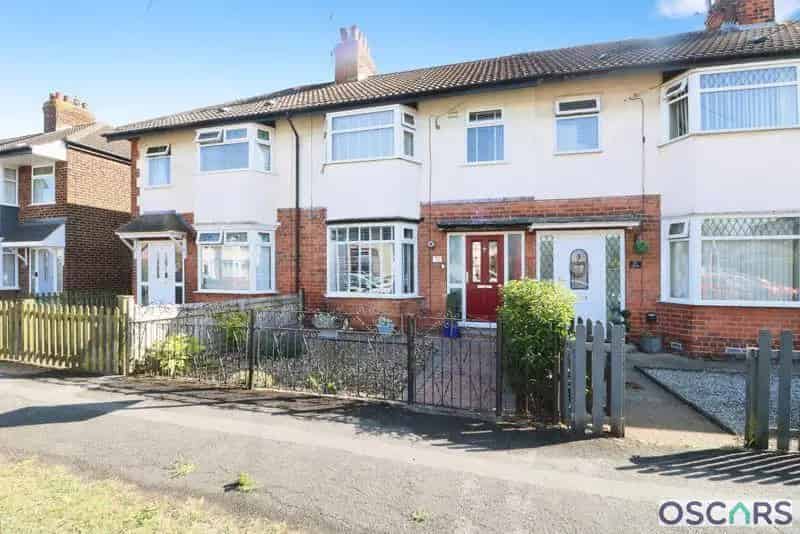3 Bedroom Terraced House For Sale Near Anlaby Common