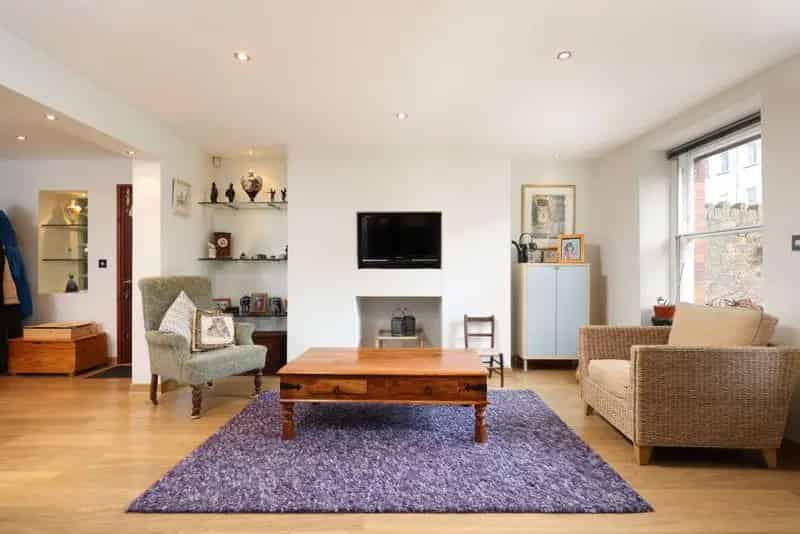6 Bedroom Semi Detached House For Sale