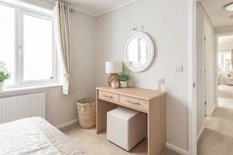 2 Bedroom Park Home for Sale in Peaceful Tilehurst