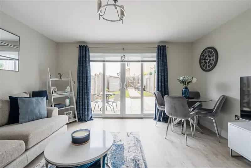 2 Bed Terraced House Dalkeith Modern Amenities Private Garden