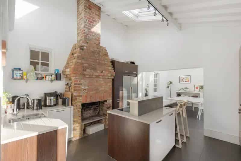 4 Bedroom Semi-Detached House for Sale Sunbury on Thames