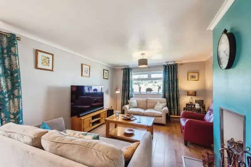 Charming 3-Bedroom Detached Bungalow in Coney Weston