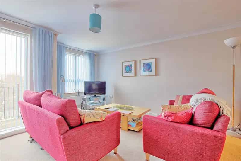 2 Bedroom Apartment Cambridge City Centre Riverside Views