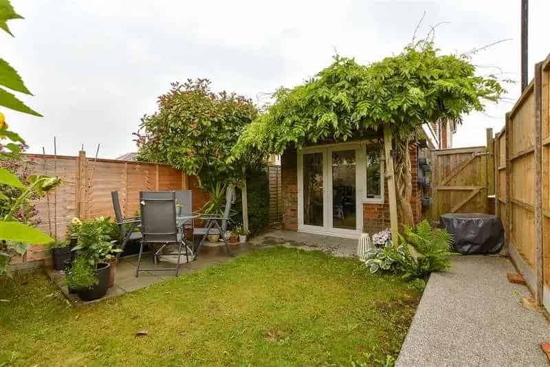 3 Bed Semi-Detached House for Sale in Sandown