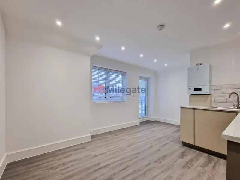 2 Bedroom Maisonette to Rent