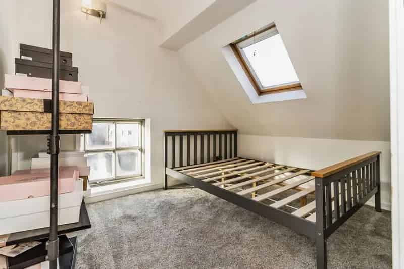 2 Bedroom Flat for Sale Salford Greater Manchester M3