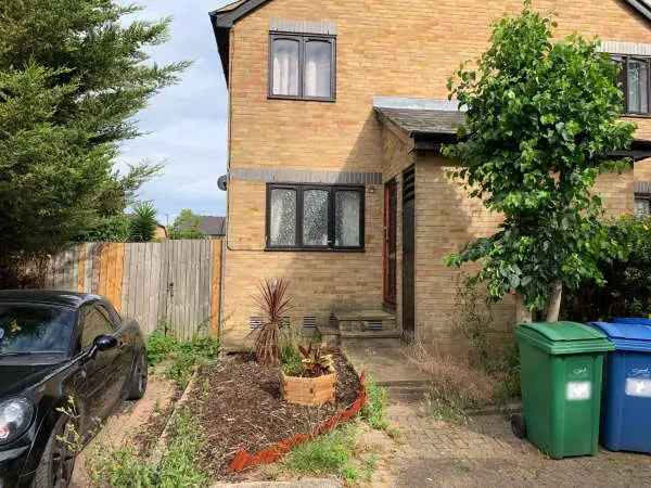 House For Rent in London, England