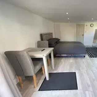1 Room 89m² Manchester - Modern Room near City Centre