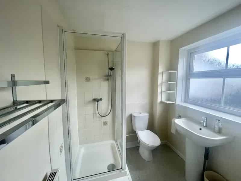 Penarth Town Centre 1 Bedroom Flat Available August