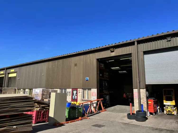 Mid Terrace Industrial Unit 2895 sq ft Exeter
