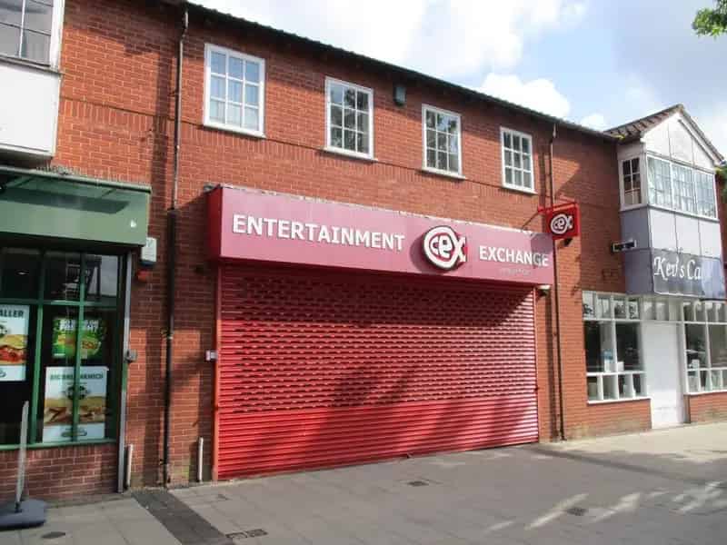 Retail Unit to Let Retford Town Centre 2900 sq ft