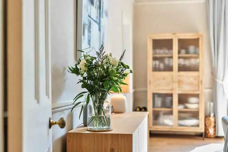 Victorian Conversion near Crystal Palace Park Two Bedrooms Garage Terrace