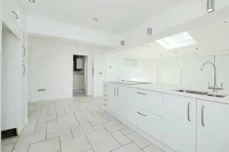 4 Bedroom Family Home For Sale in Dronfield