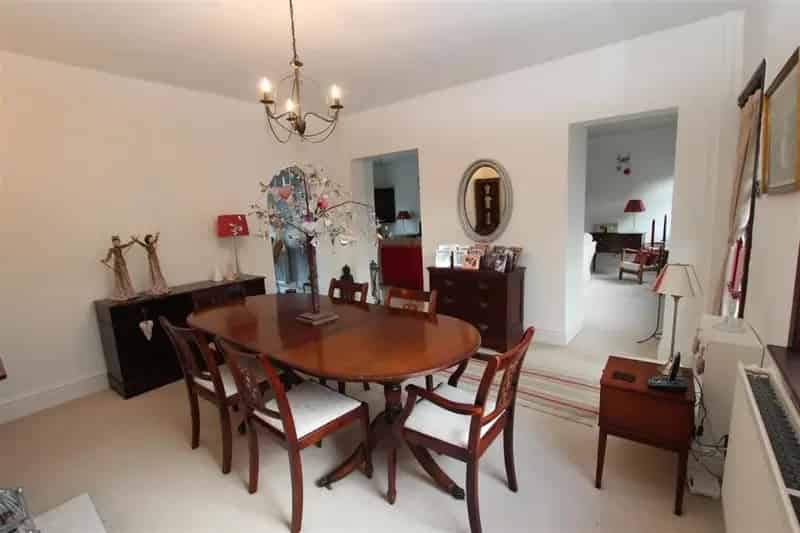 4 Bedroom Cottage For Sale Spacious Family Home