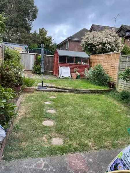 Large 3 Bed House with Garden - Central Terrace Location