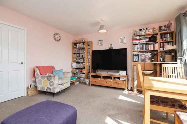 Three Bedroom Semi-Detached Home with Double Carport and Balcony