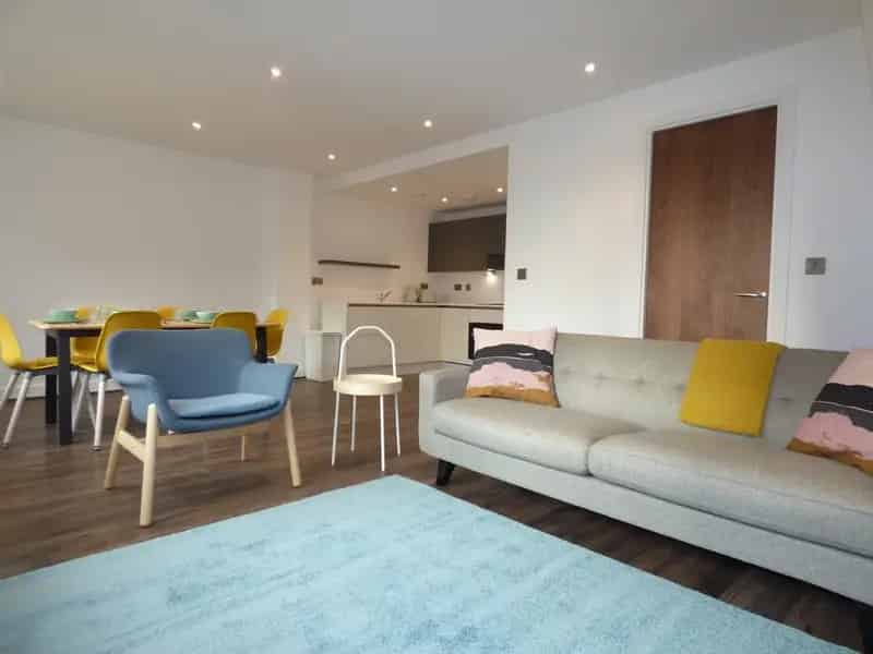 3 Bedroom Apartment to Rent