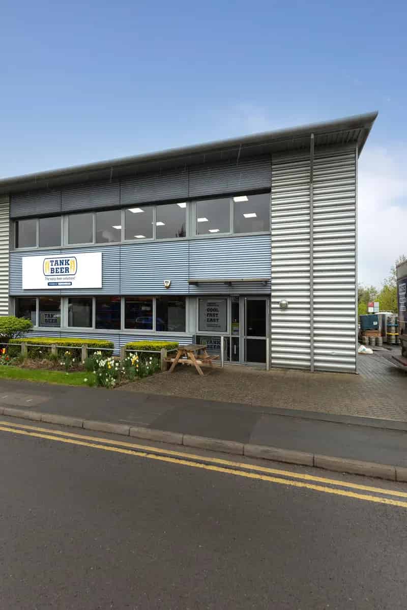 5091 sq ft Industrial Warehouse Slough Trading Estate