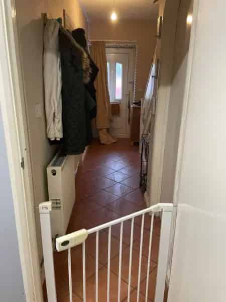 3 Bed House with Updated Kitchen and Bathroom, Large Driveway and Garden