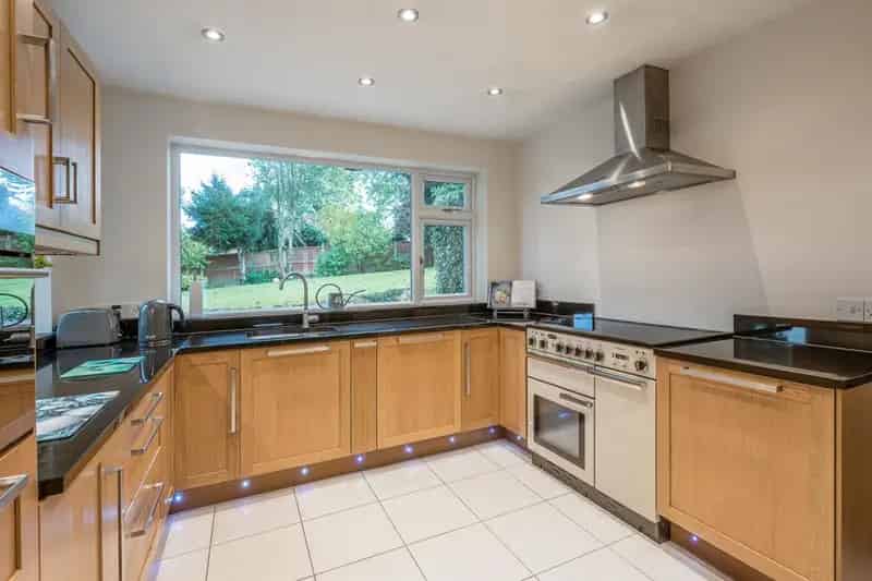 4 Bedroom Detached House For Sale Kingswinford