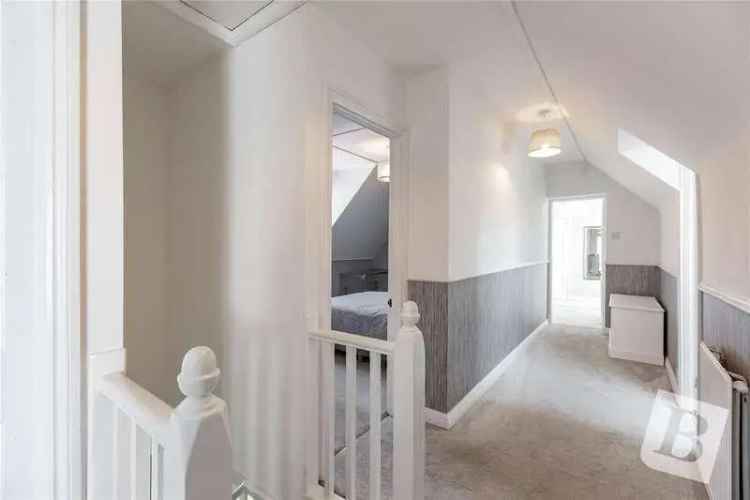 4 Bed Detached House for Sale Bicknacre