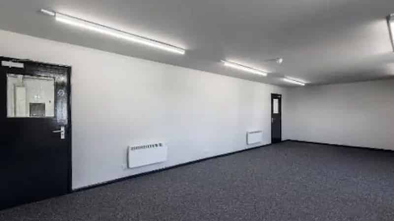 Slough Trading Estate Warehouse Unit To Let