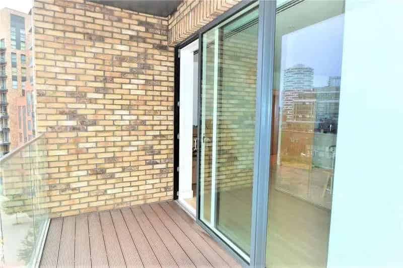 1 Bed Flat for Sale Near East Croydon Station