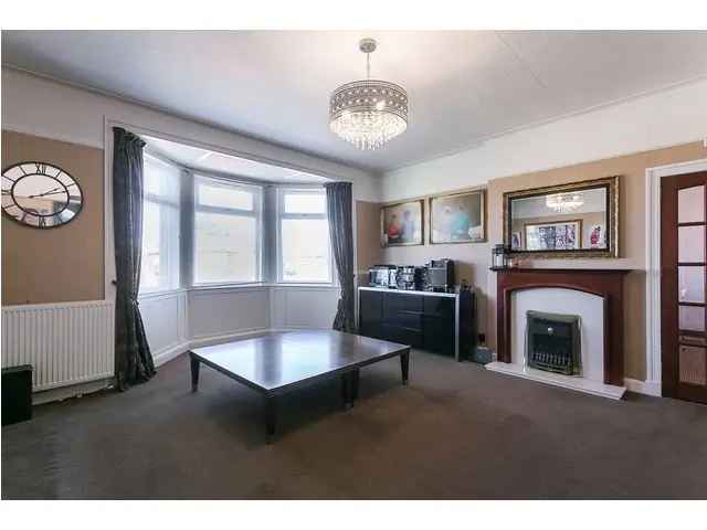 7 Bedroom Bungalow for Sale in Duddingston, Edinburgh