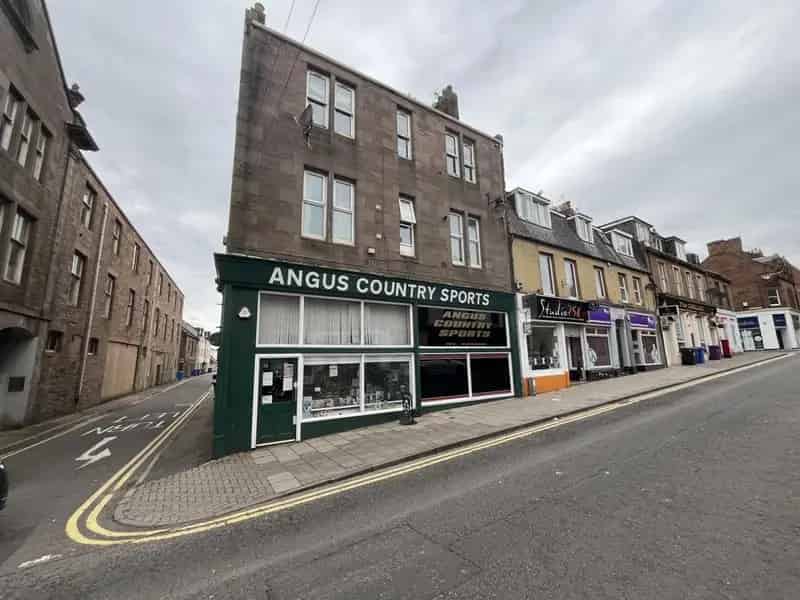Retail Premises for SaleHigh Street Location786 sq ft
