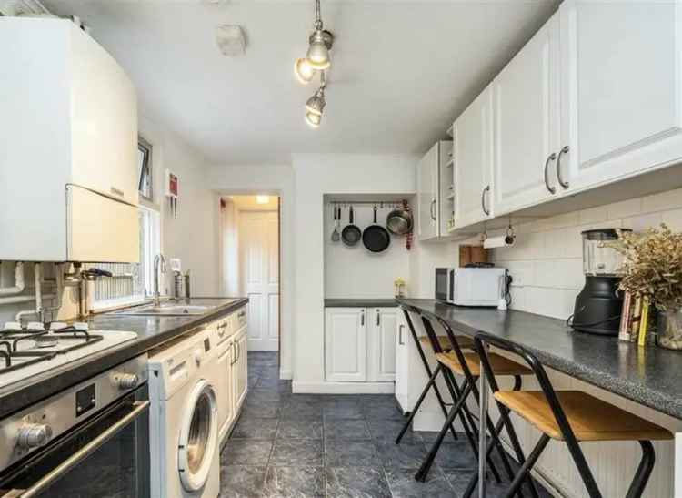 Three Double Bedroom Victorian House Near Brockley Station