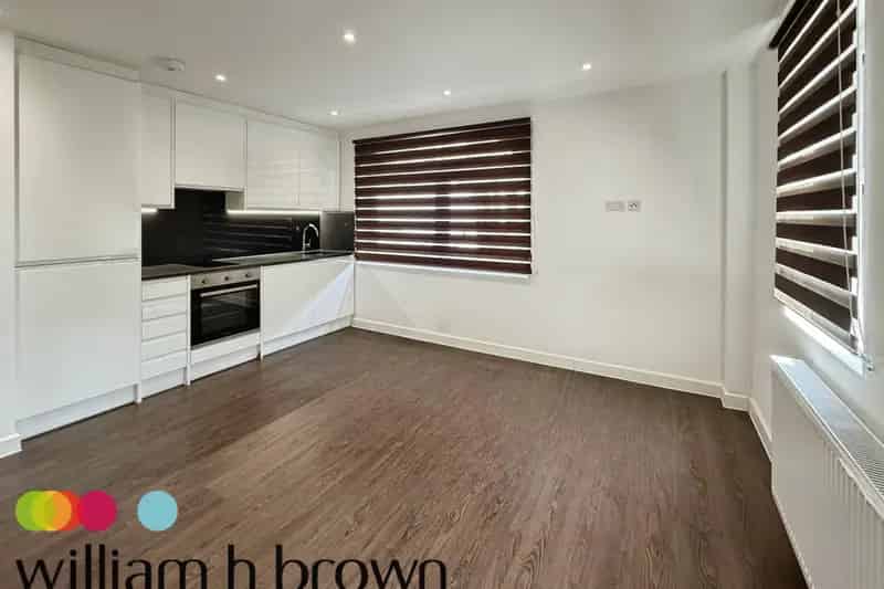 One Bedroom Flat To Let Modern Open Plan Living