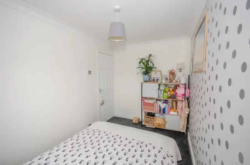 2 Bed Semi-Detached House for Sale