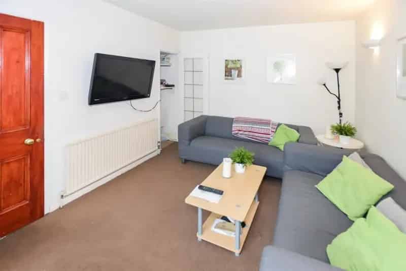 Double Bedroom Hospital Staff Shared Property Southampton