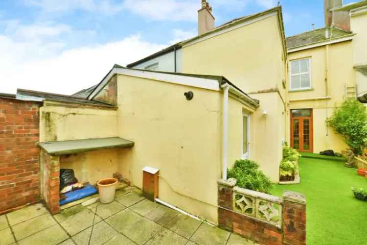 Five Bedroom Teraced House With Two Reception Rooms and Garden
