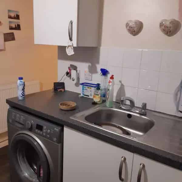 2 Double Bedroom House in Quiet Cul-de-sac